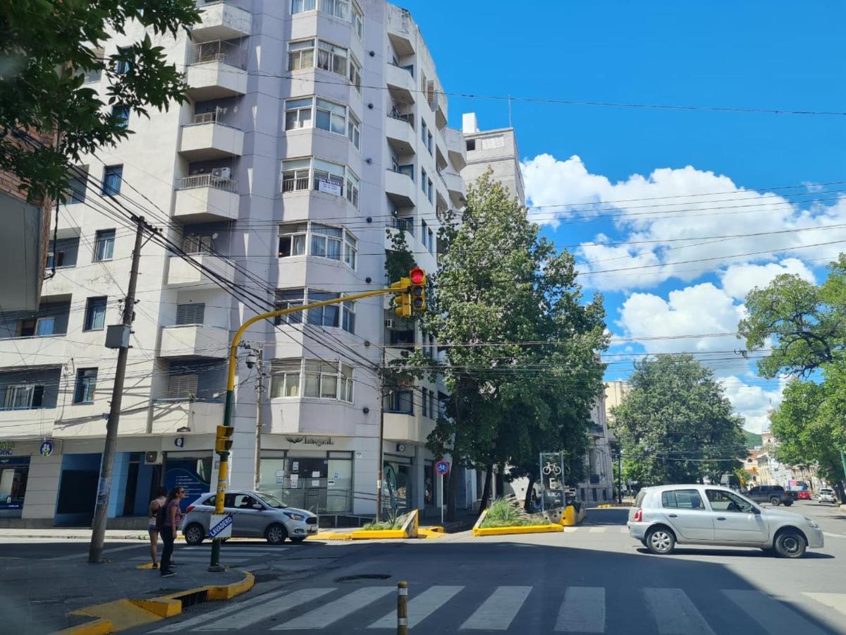 Hermoso Departamento En El Centro De *